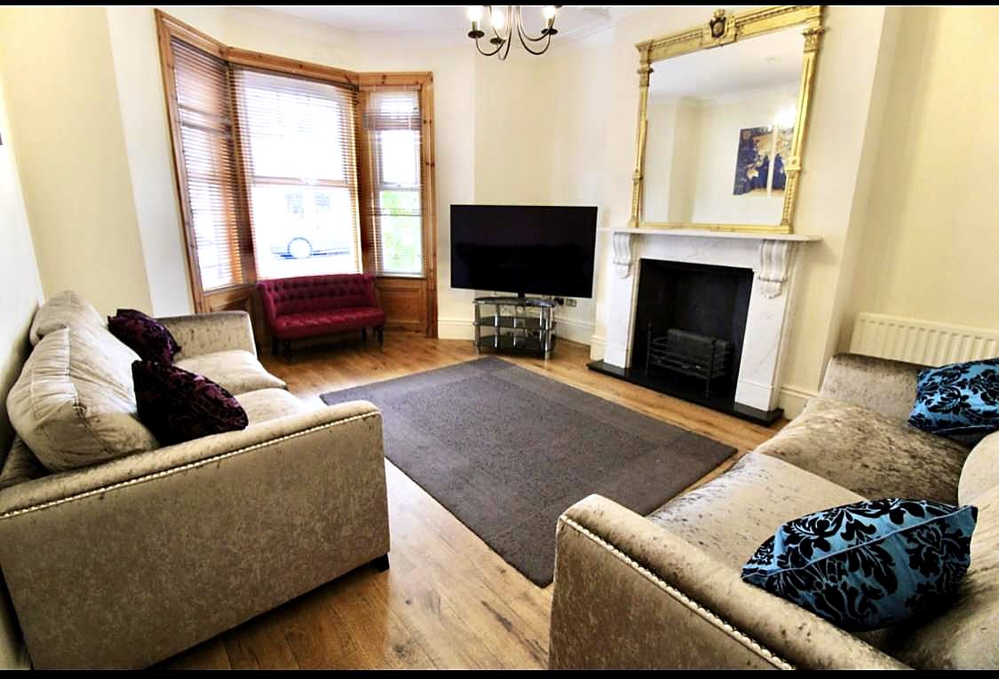 64 Buston Terrace