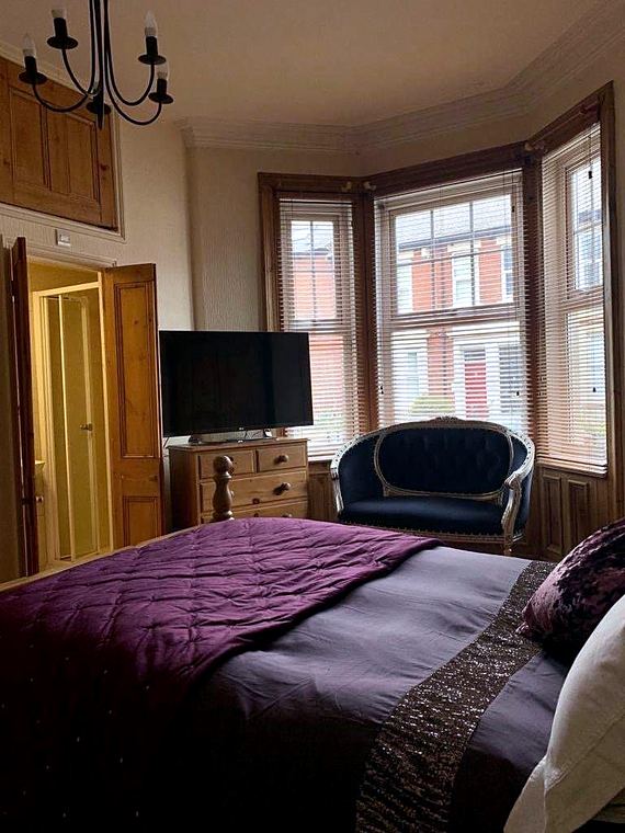 Osborne Avenue, Eight Bed, photo 7